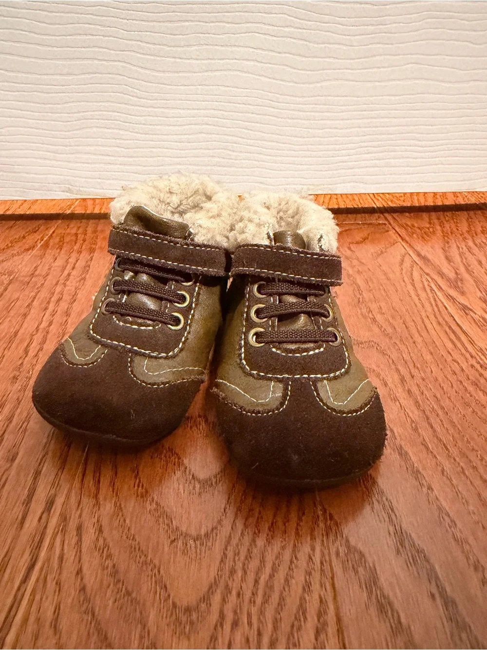 Robeez Infant Brown Fleece-Lined Ankle Aviator Boots- Size 3